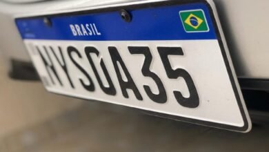 por que a placa mercosul não tem lacre