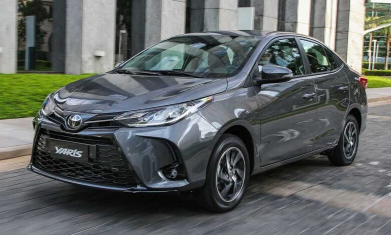 carros com a letra y